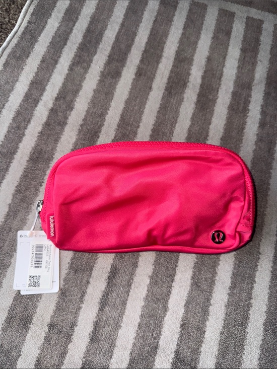 lululemon athletica Handbags - Lululemon Hot Pink Belt Bag